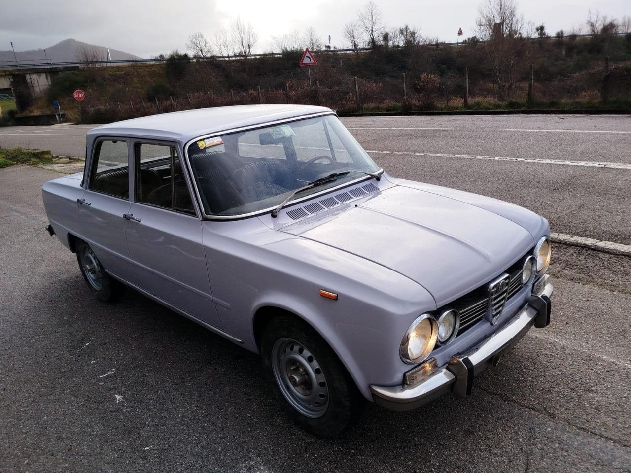 ALFA ROMEO Giulia Super 1.6 - 1974 LesAnciennes.com
