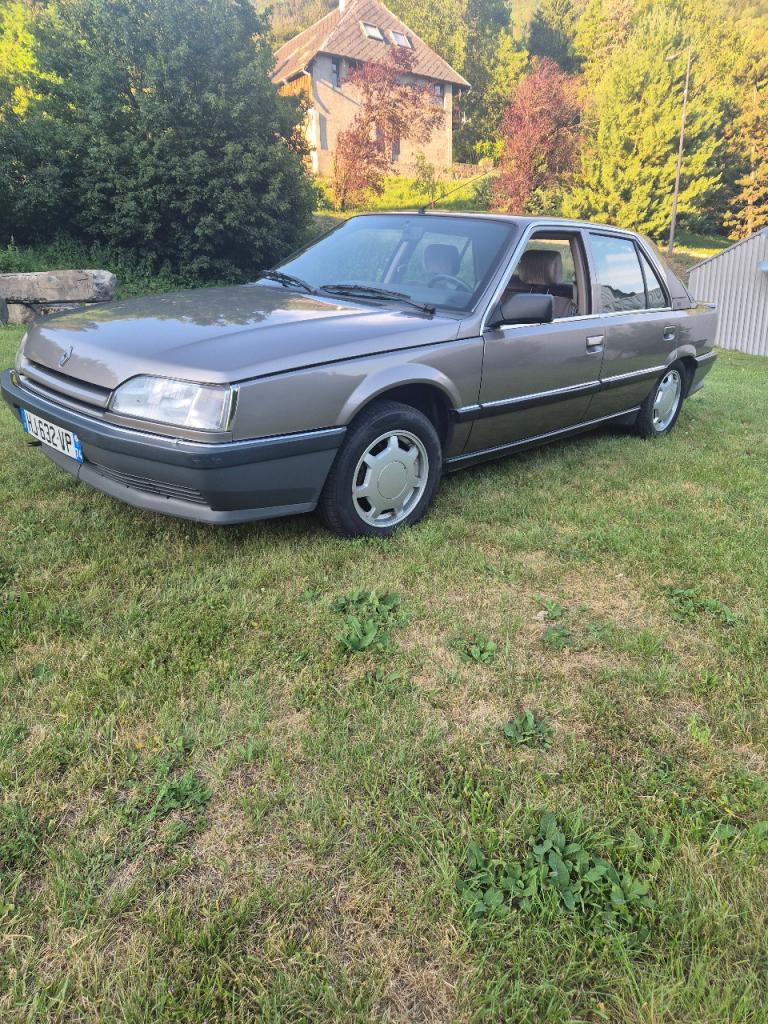 RENAULT 25 (R25) 2.2 GTX - 1989 LesAnciennes.com