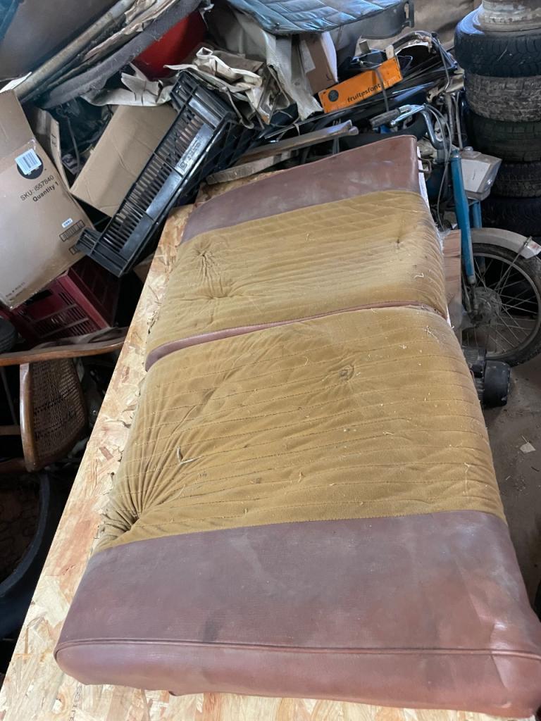 Dossiers PEUGEOT 504 LesAnciennes.com