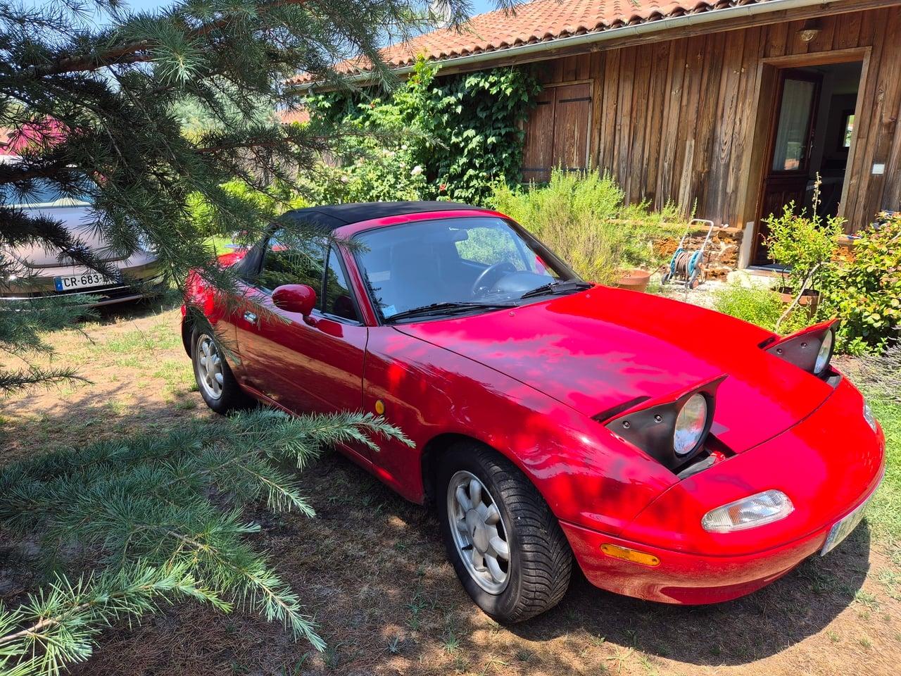 1991 Mazda MX-5 NA LesAnciennes.com