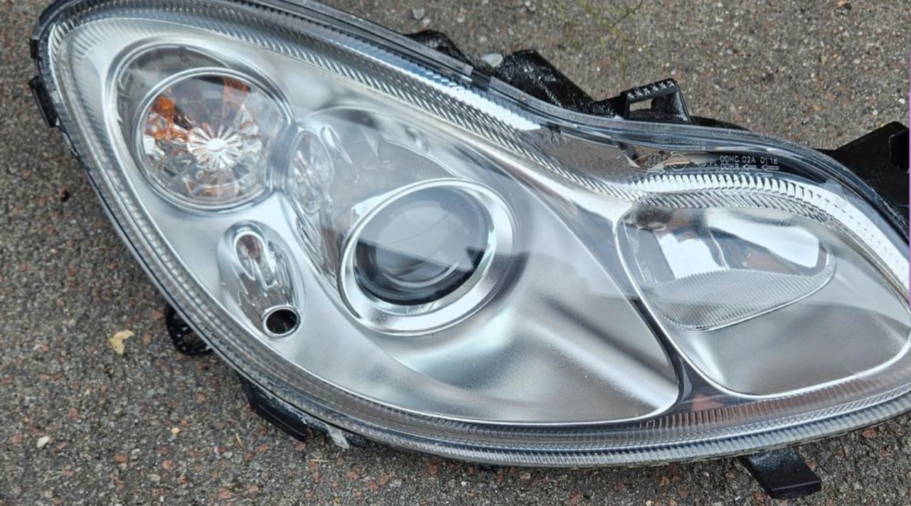 Optique de phare SMART ForTwo LesAnciennes.com