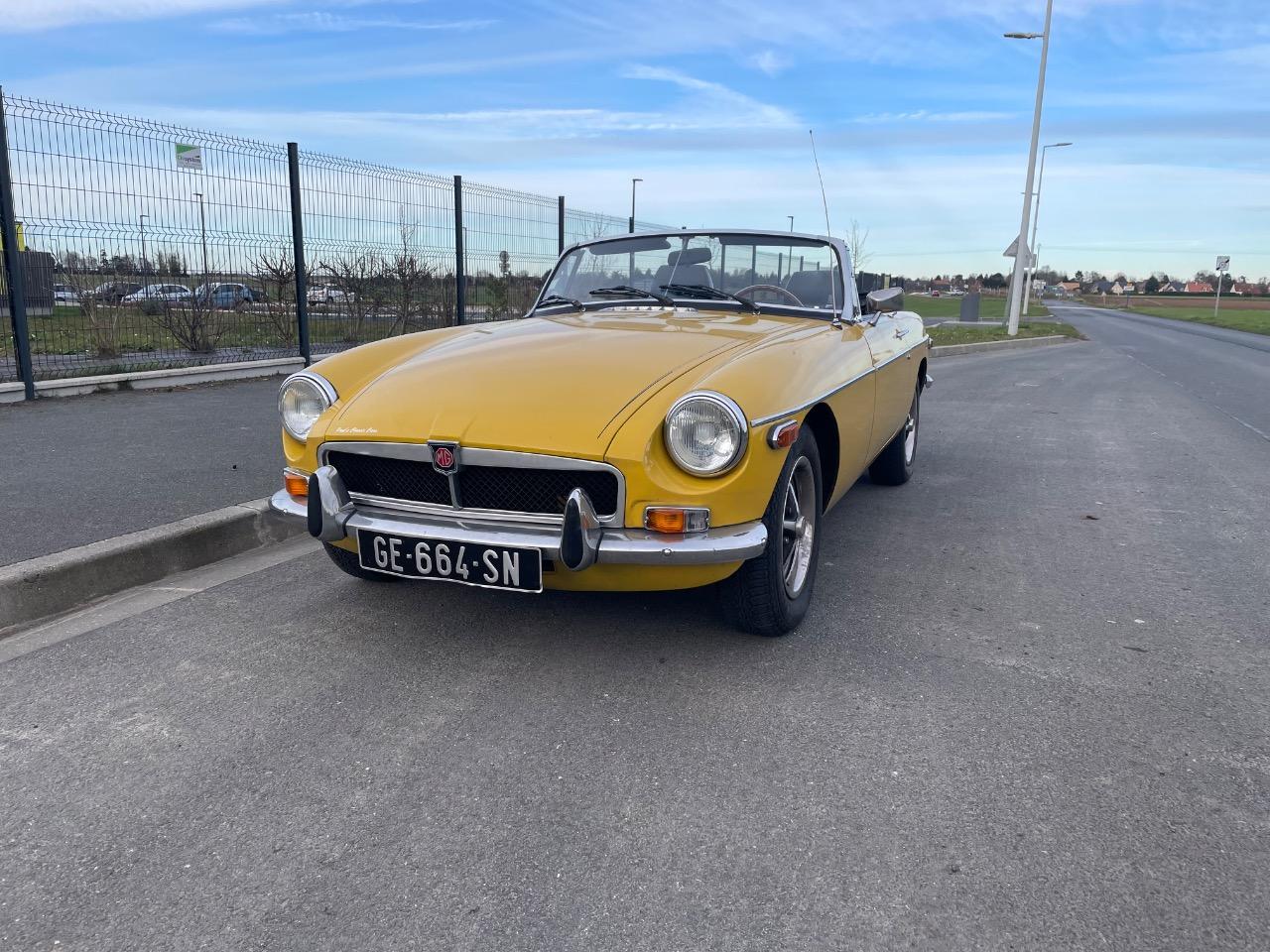 MG MGB Décapotable - 1979 LesAnciennes.com