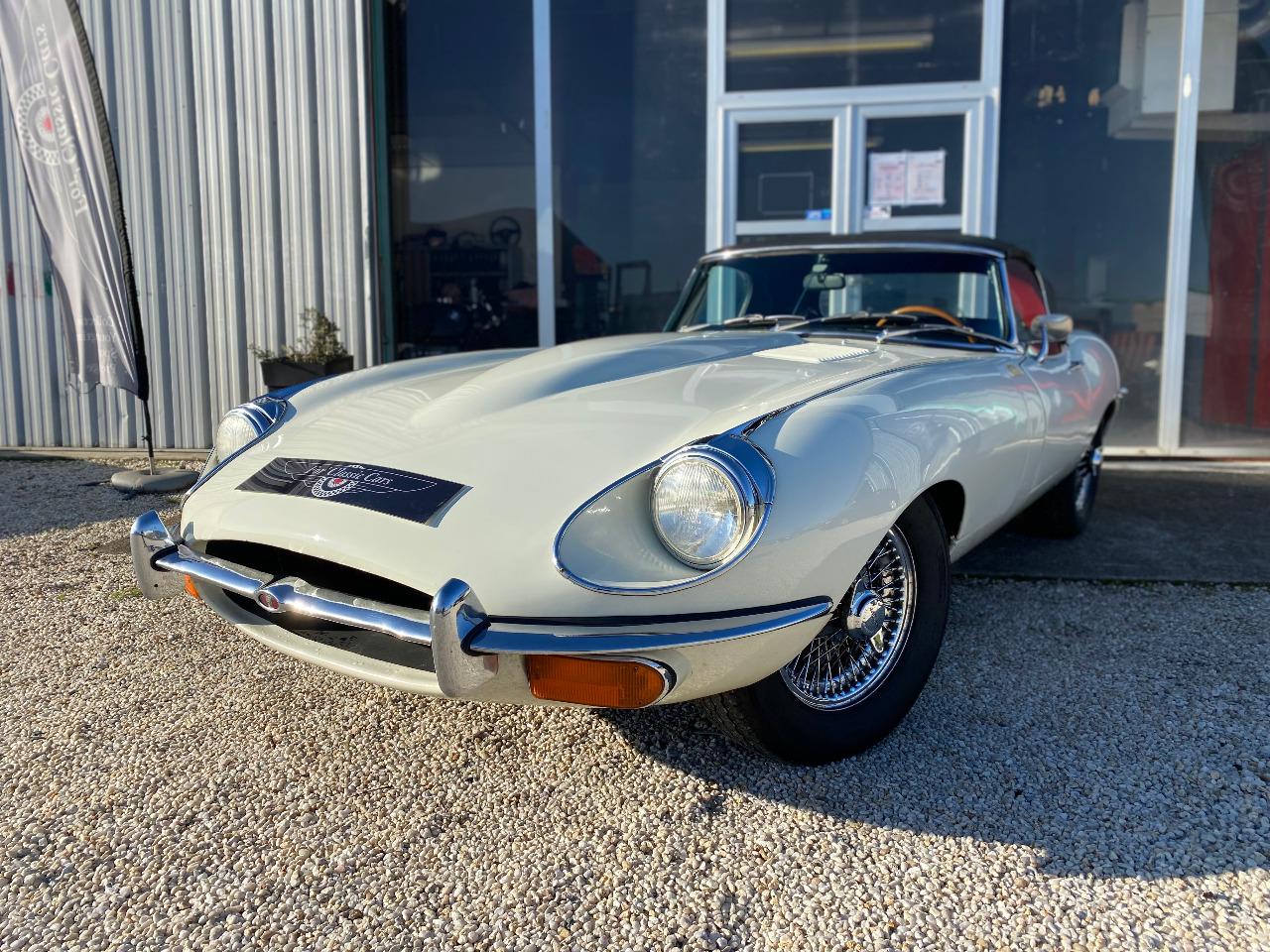 JAGUAR Type E Phase 2 Cabriolet - 1969 LesAnciennes.com