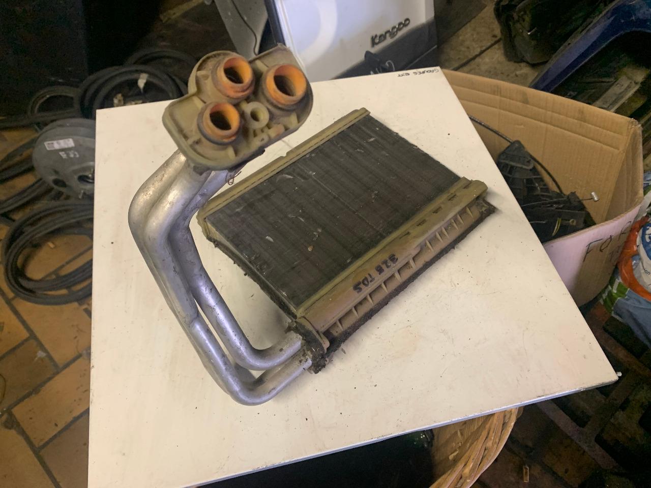 Radiateur chauffage BMW E 36 LesAnciennes.com