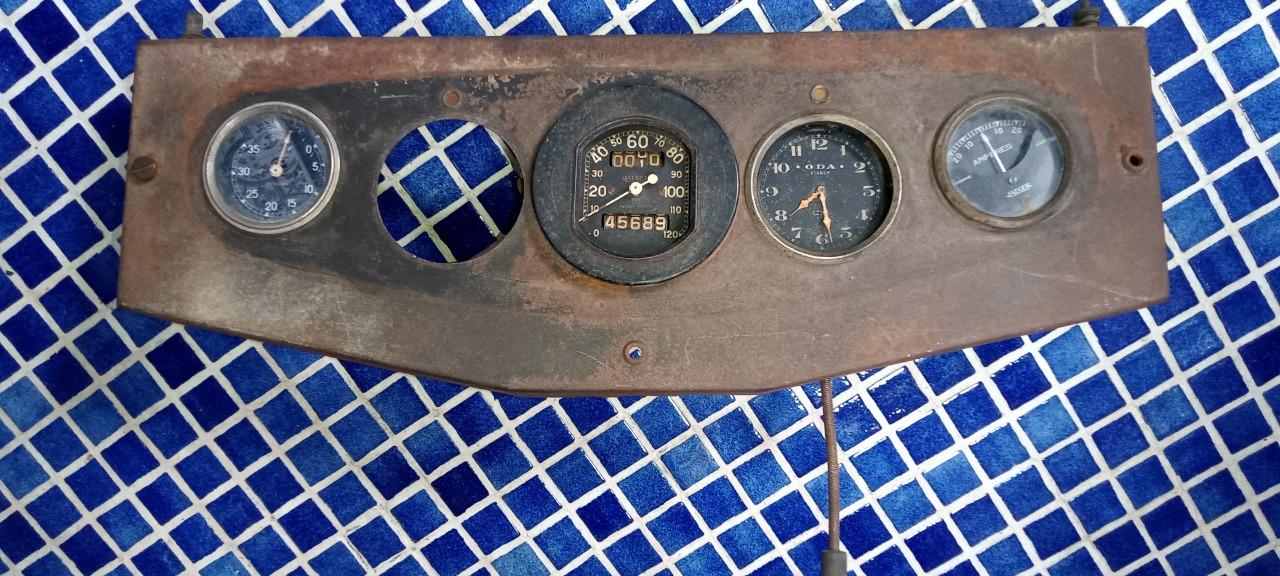 Tableau de bord CITROEN AC4 LesAnciennes.com