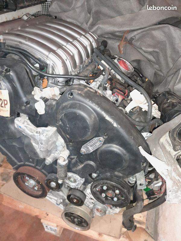 Pièces moteur V6 3.0L 24 RENAULT AVANTIME ESL L7X LesAnciennes.com