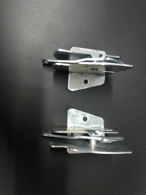 Serrures de capot arrière pour Lamborghini Miura LesAnciennes.com