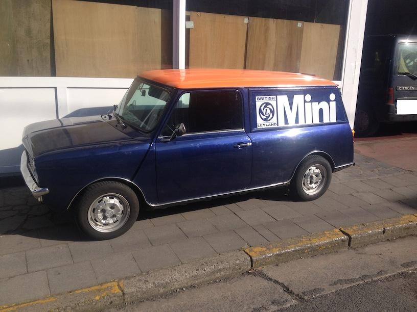 MINI Clubvan 1000 - 1977 LesAnciennes.com
