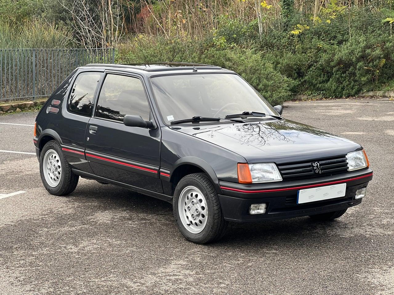 1986 Peugeot 205 GTI 1.6 LesAnciennes.com