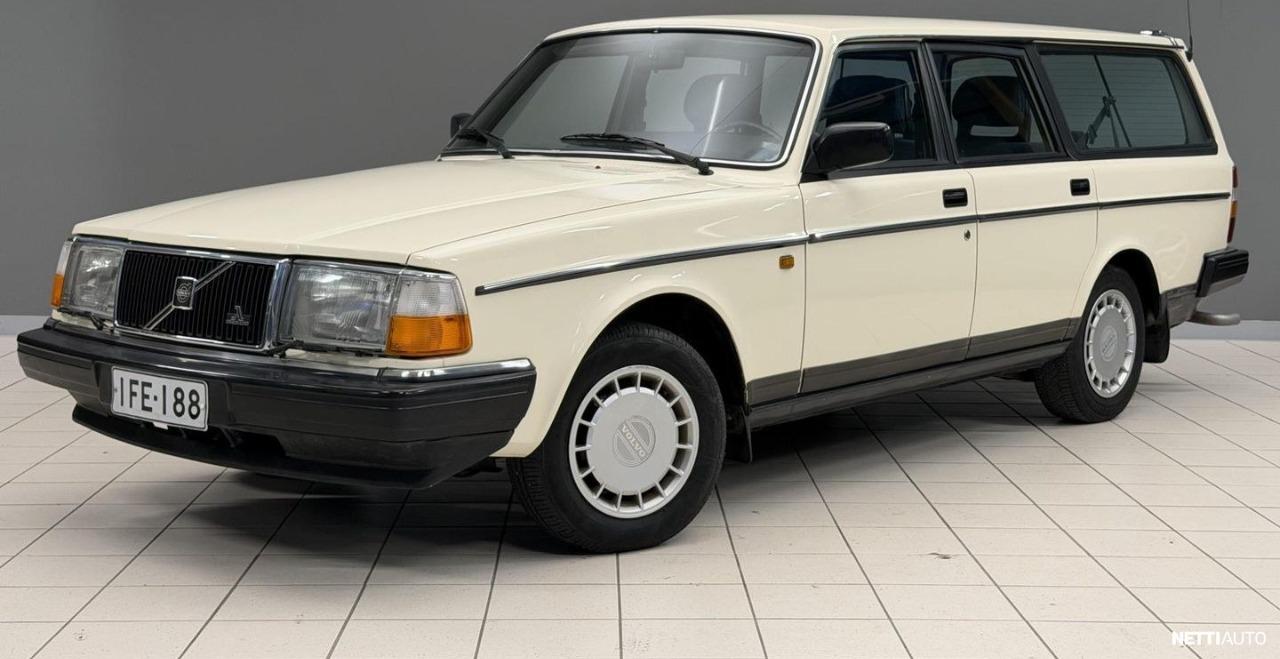 VOLVO 240 Break GL 2.0i 110 cv - 1990 LesAnciennes.com