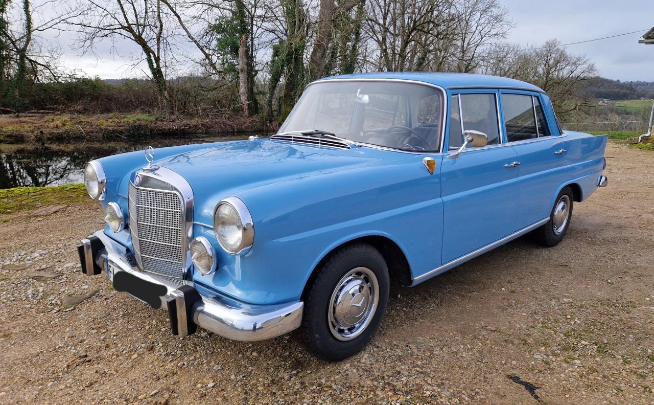 MERCEDES 190 D 190 DC W110 - 1965 LesAnciennes.com