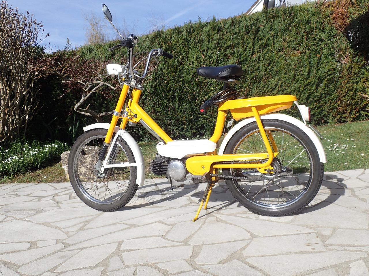 HONDA Amigo PF50 - 1972 LesAnciennes.com