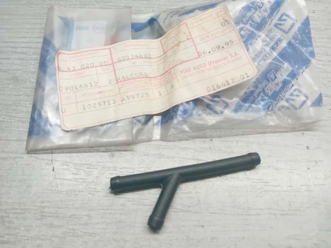 60534682 RACCORD CARBURATEUR DELLORTO ALFA 75 LesAnciennes.com