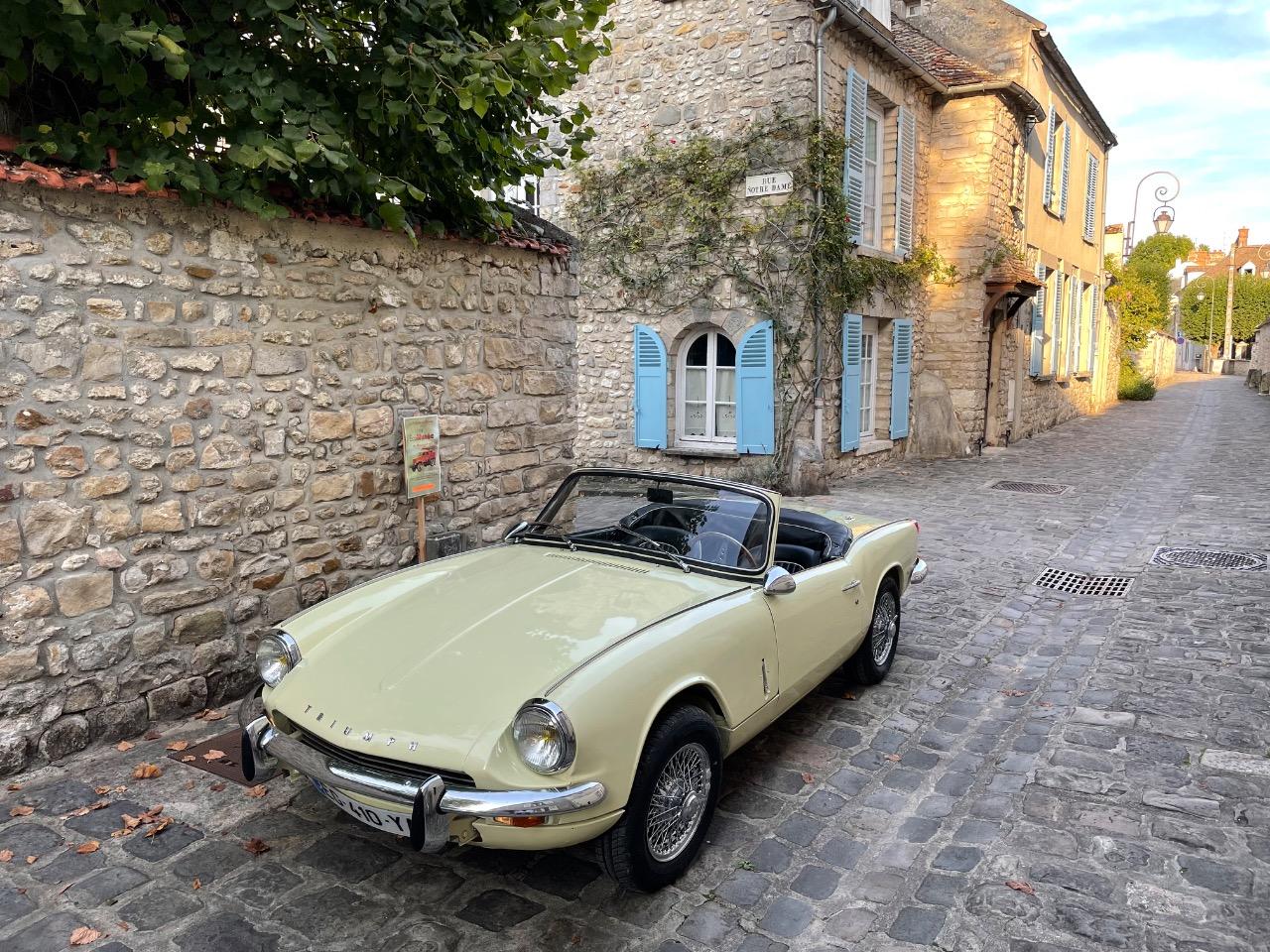 TRIUMPH Spitfire Mk3 - 1969 LesAnciennes.com