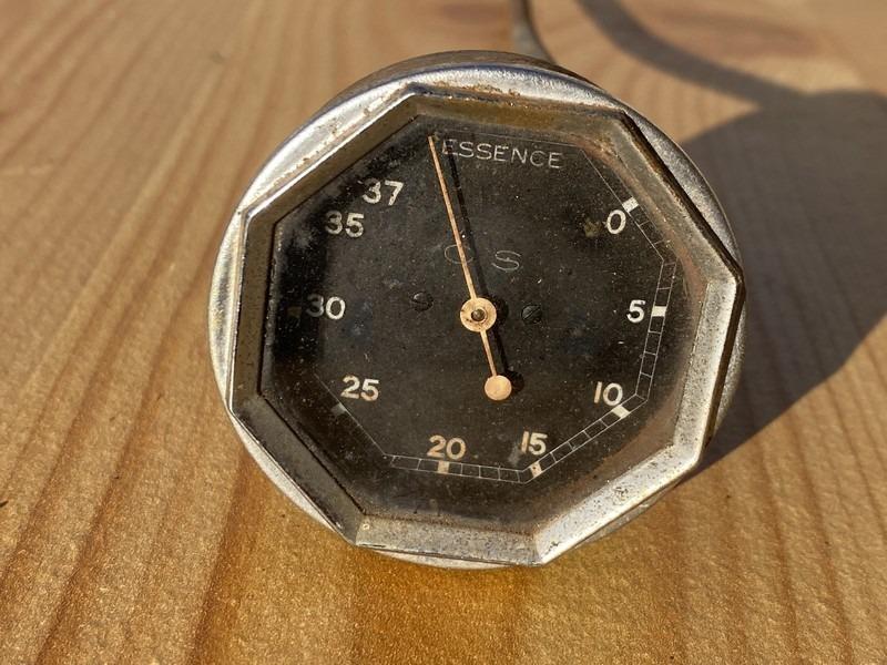 Mano d'essence Citroen C4G C4IX LesAnciennes.com