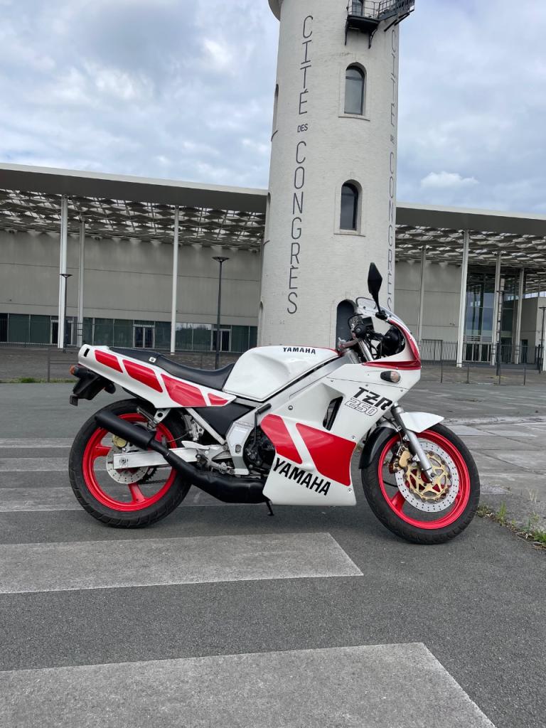 À vendreYAMAHA TZ 250 TZR 250 2 MA LesAnciennes.com