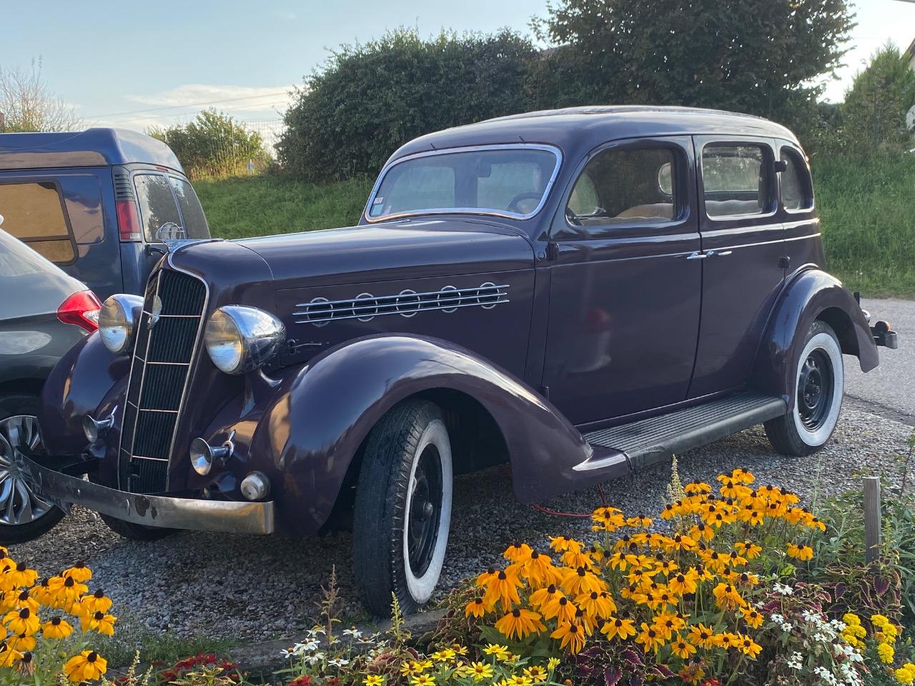 PLYMOUTH PJ Delux sedan - 1935 LesAnciennes.com