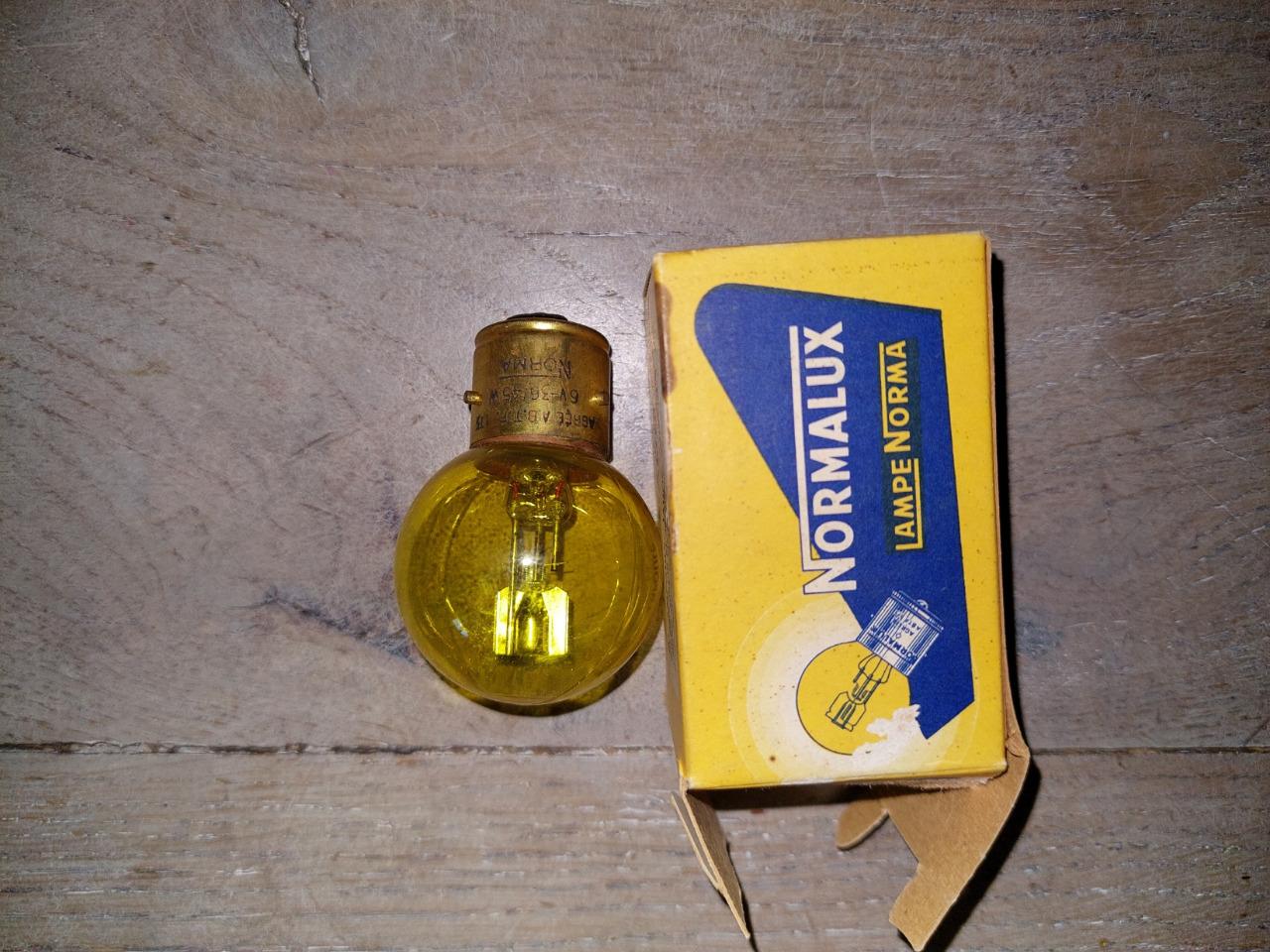 AMPOULES CODE PHARE 6 volts 36/45 w LesAnciennes.com