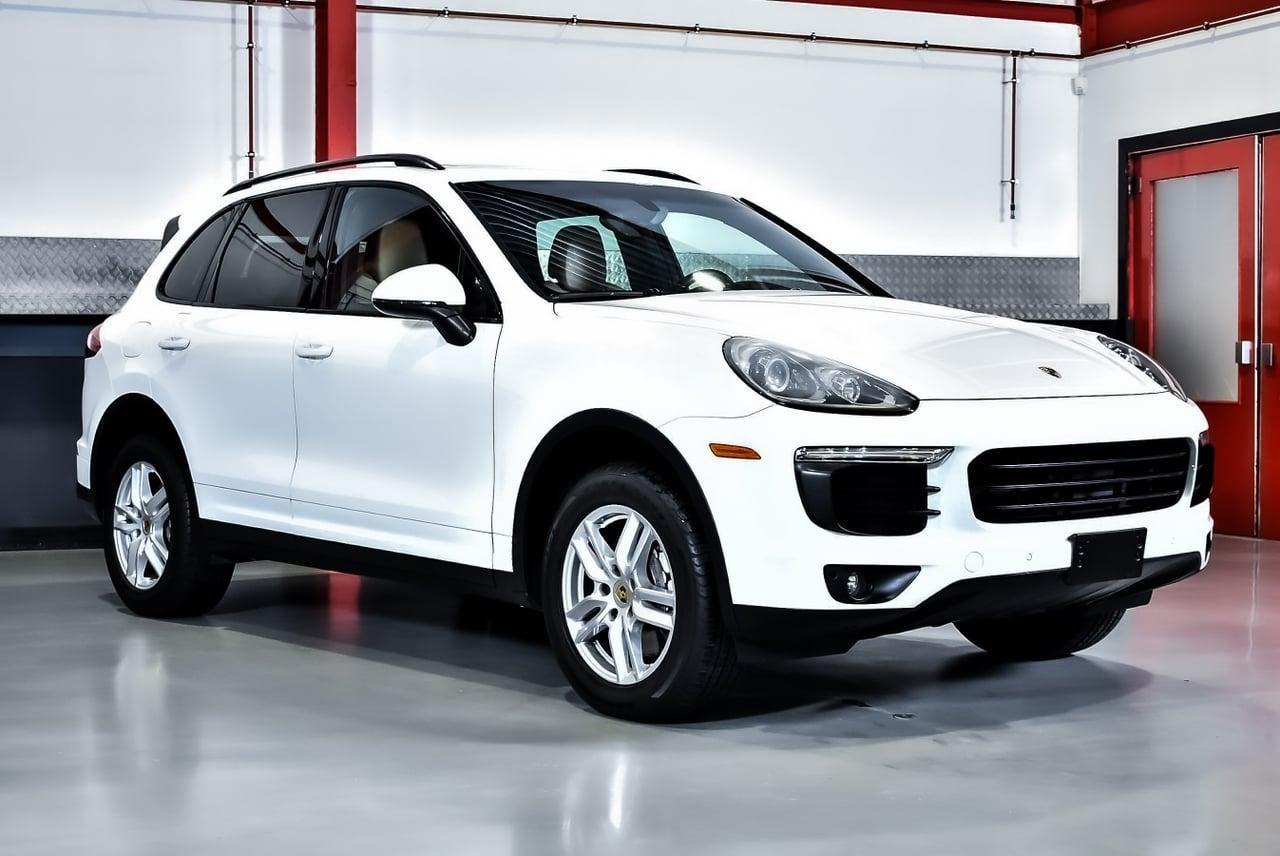 2016 Porsche Cayenne SUV 3,6L V6 LesAnciennes.com