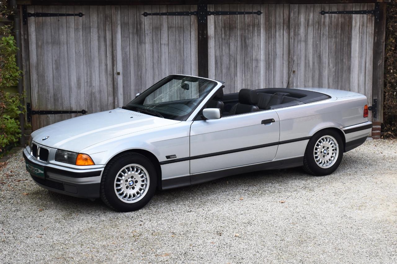 BMW 320 Cabriolet. 38049 km! - 1995 LesAnciennes.com