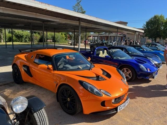 Rassemblement mensuel des Sportives d'Ambérieux 69 LesAnciennes.com