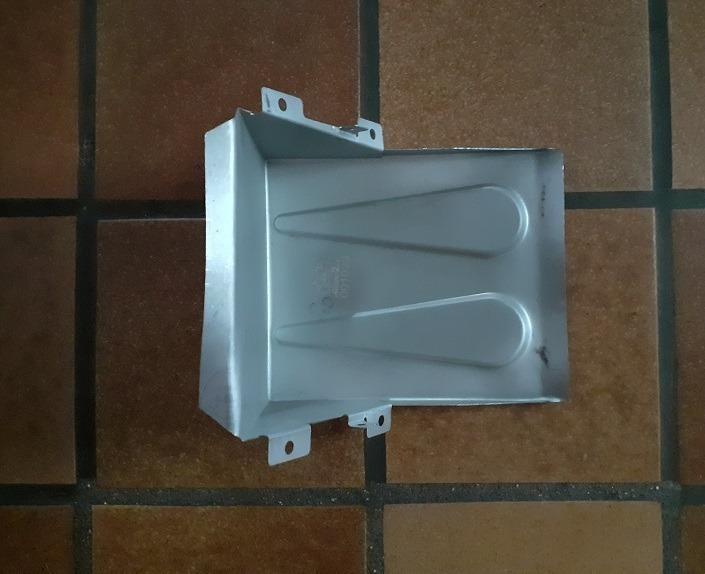 Bac à batterie CITROEN 2CV LesAnciennes.com