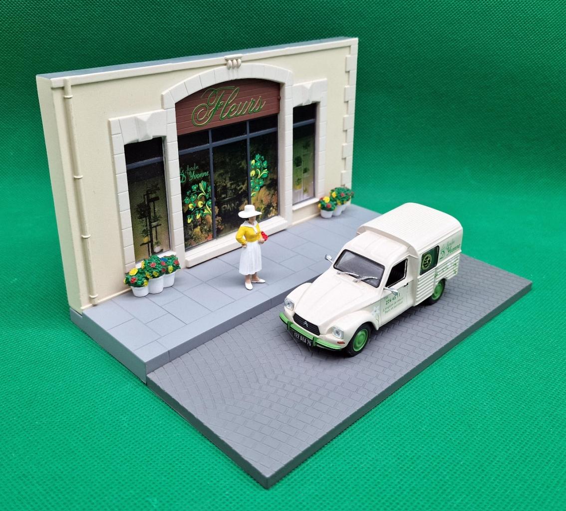 Citroen Acadiane + diaporama - éch 1/43 LesAnciennes.com