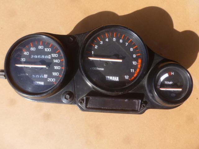 YAMAHA TDR 250 125: instruments,compteurs LesAnciennes.com