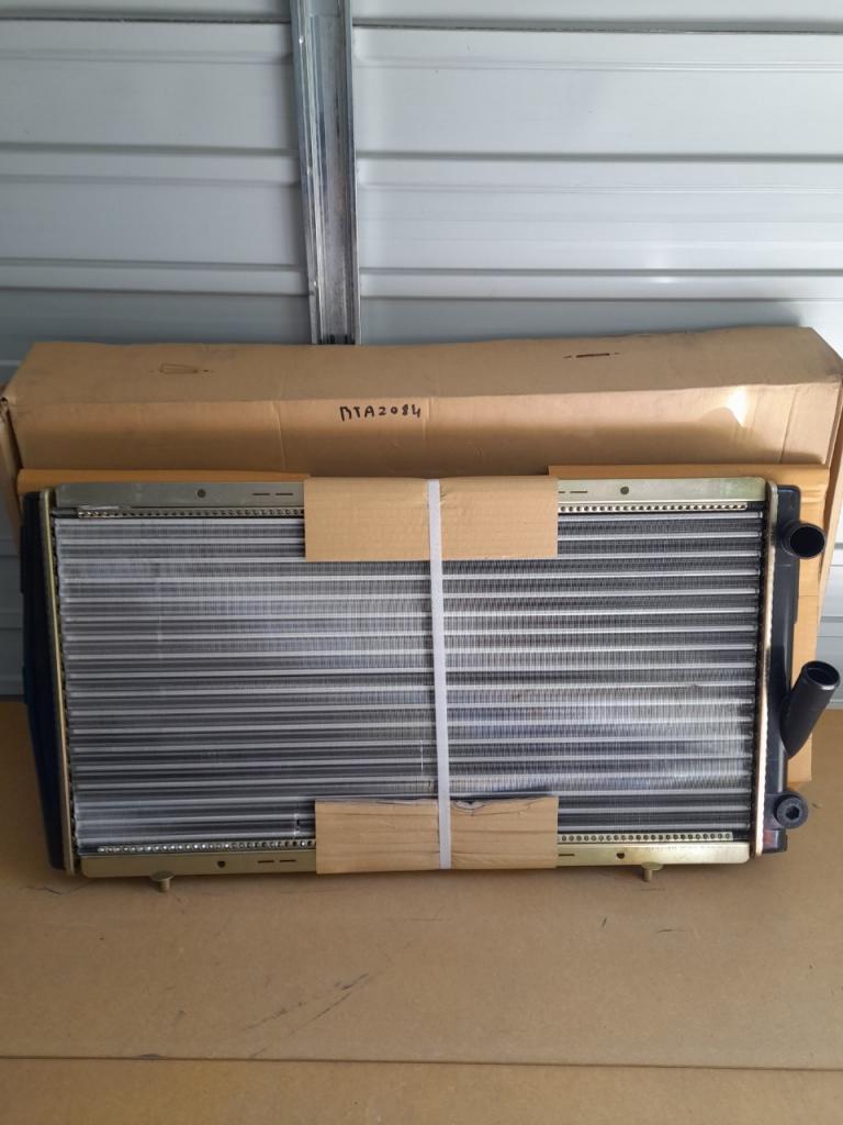 Radiateur Renault 21 injection 1.9D RTA2084 LesAnciennes.com