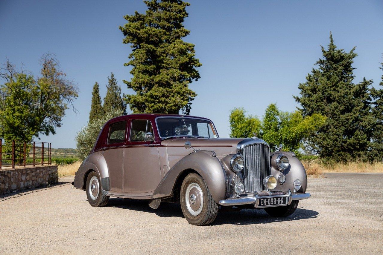 1954 Bentley R Type LesAnciennes.com