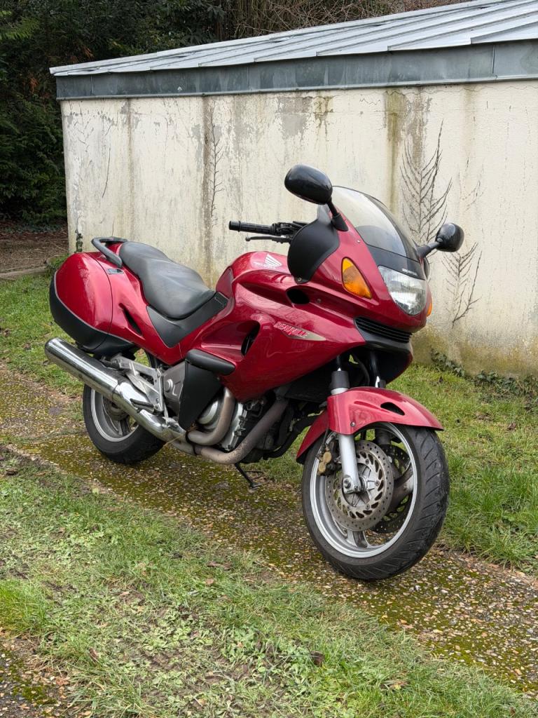 HONDA NTV 650 - 1999 LesAnciennes.com