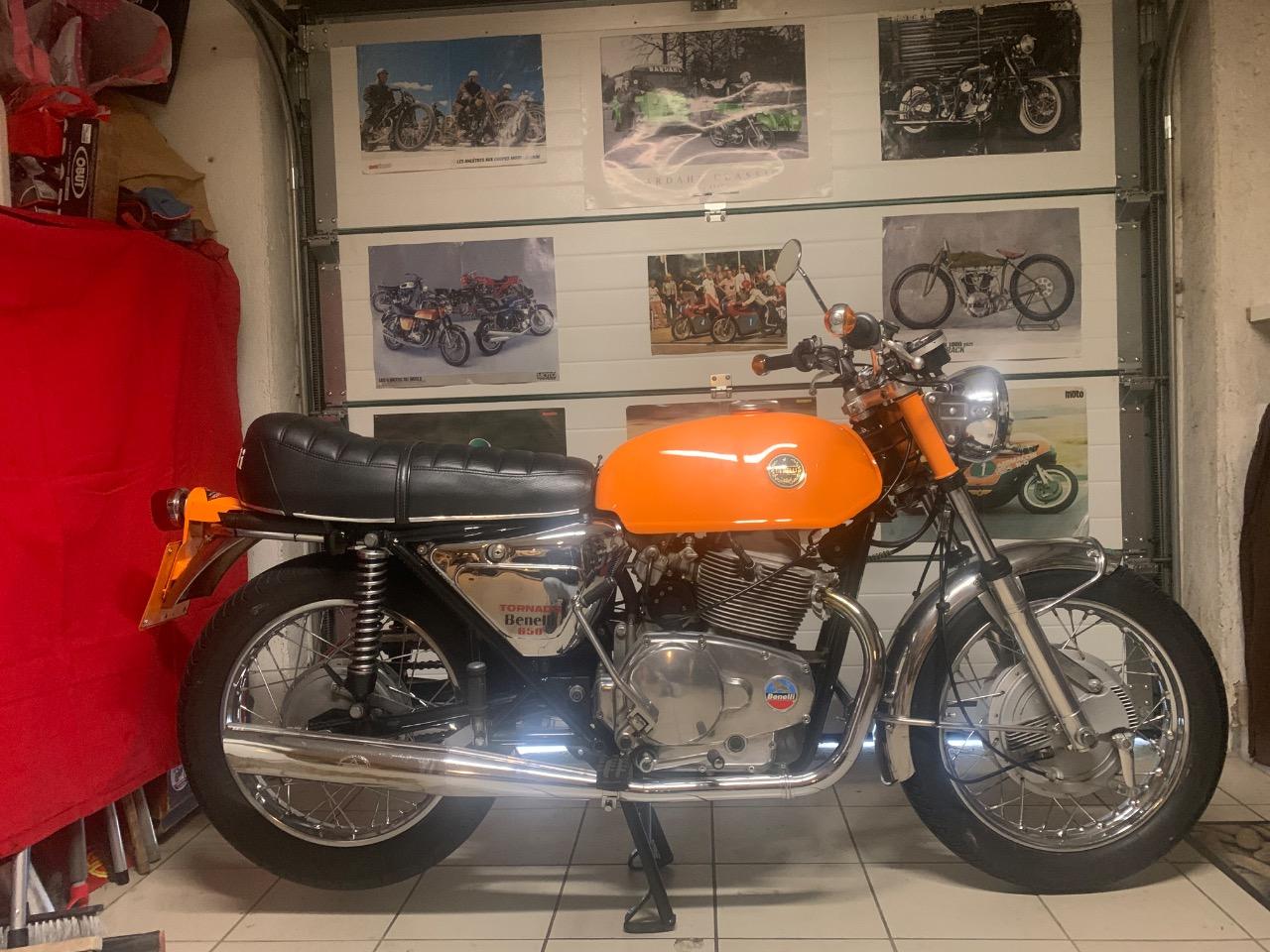 BENELLI Tornado 650 S - 1971 LesAnciennes.com