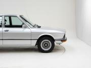 image_43-BMW 520 E12 - 1980