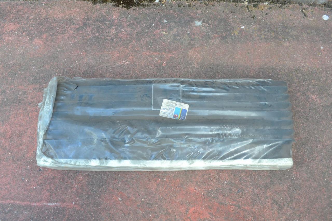 Calandre SIMCA / CHRYSLER 1307 1308, neuve LesAnciennes.com