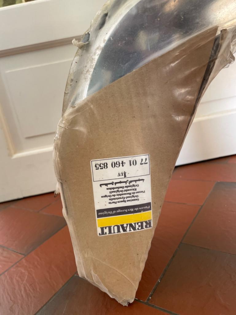 Pare choc RENAULT 18 (R18) LesAnciennes.com