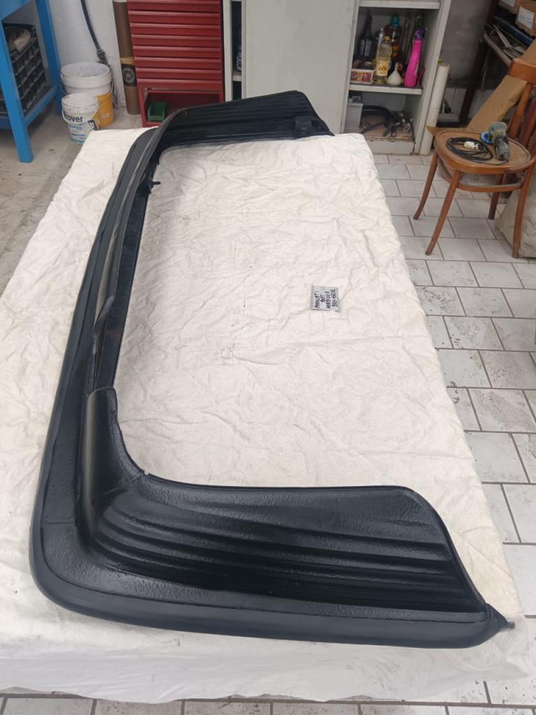 Pare-chocs arrière pour Mercedes 350 SL et 450 SL LesAnciennes.com