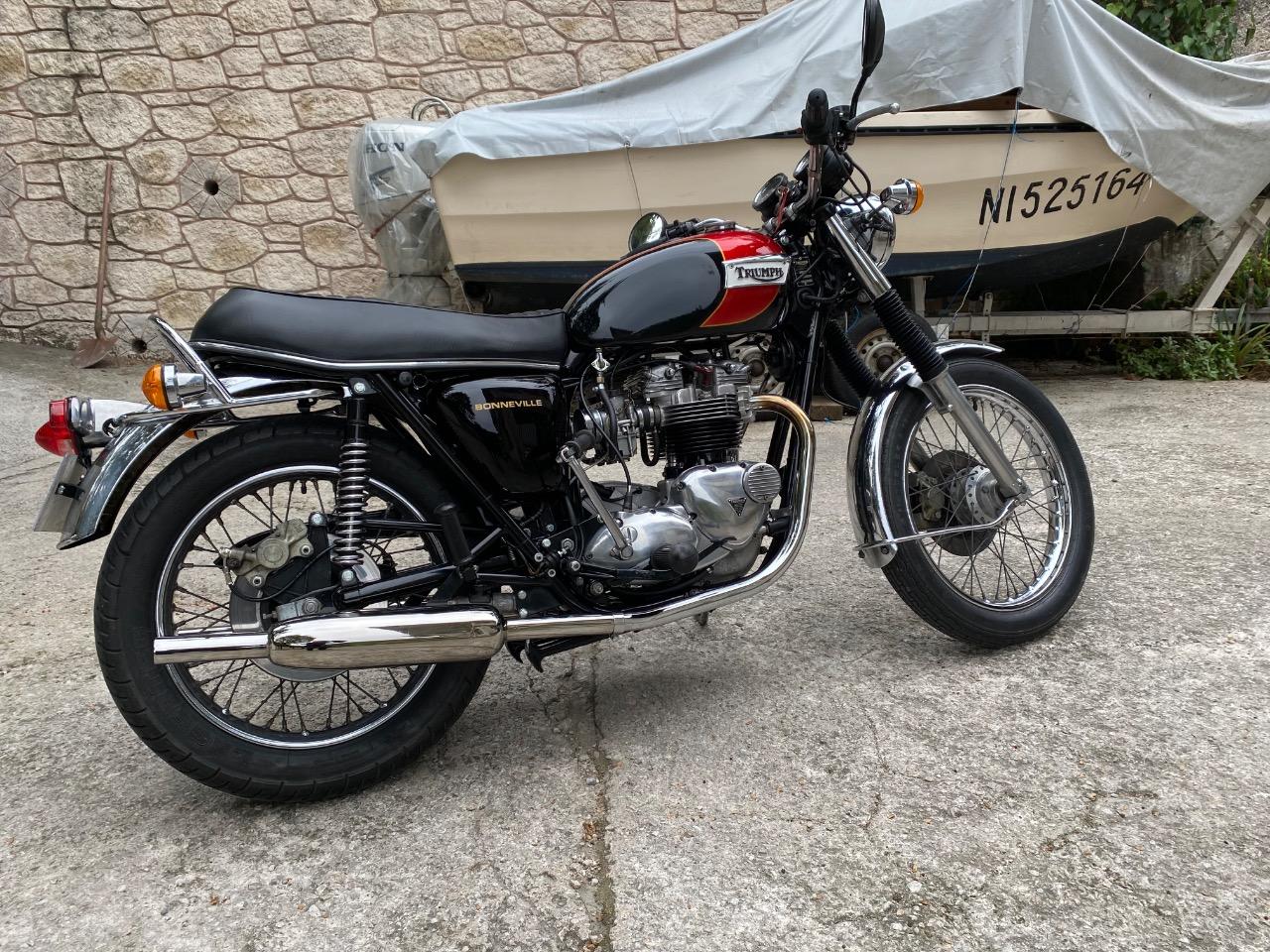 TRIUMPH Bonneville T140 V - 1980 LesAnciennes.com