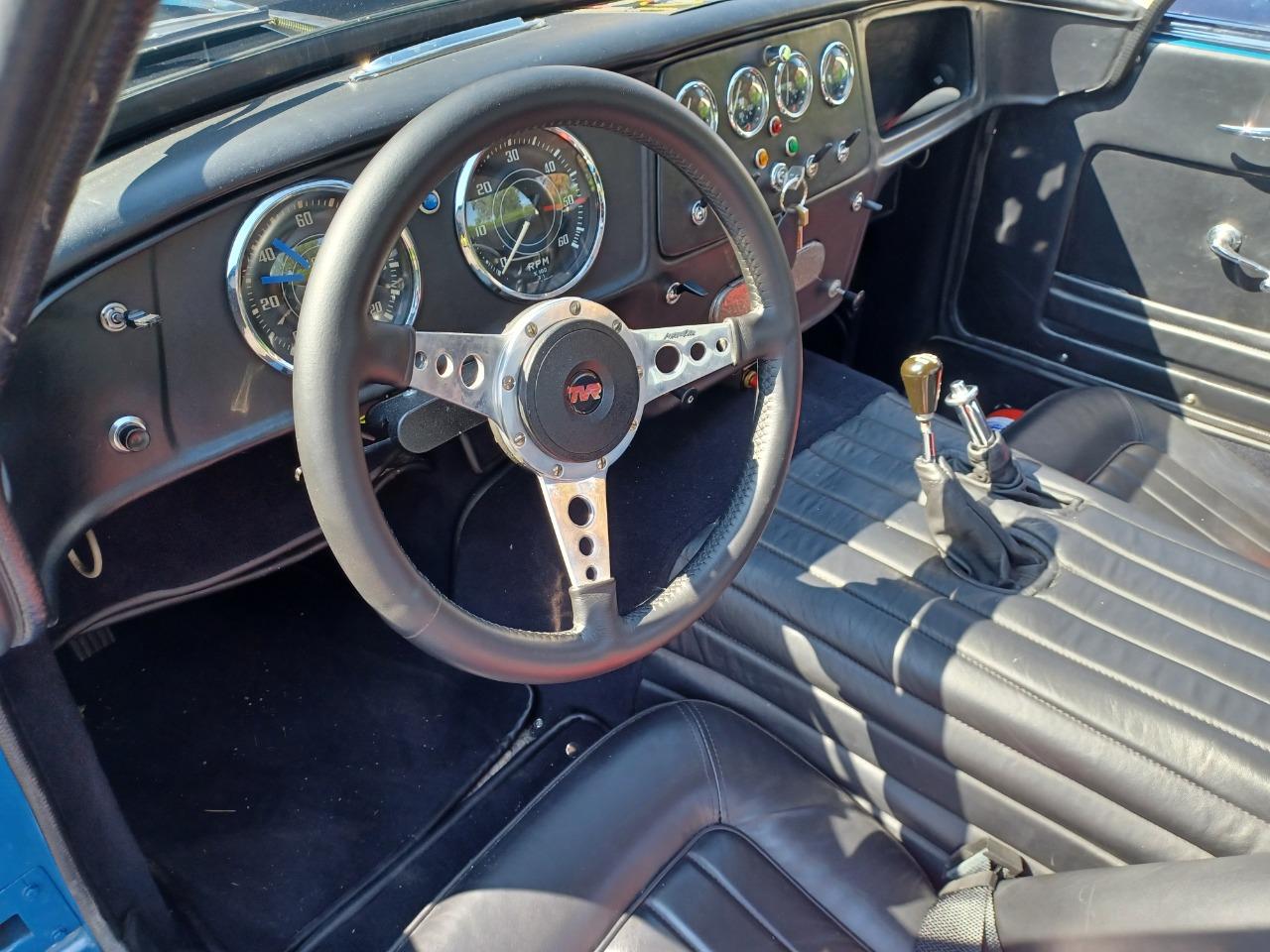 TVR Grantura Mk3 - 1964 LesAnciennes.com