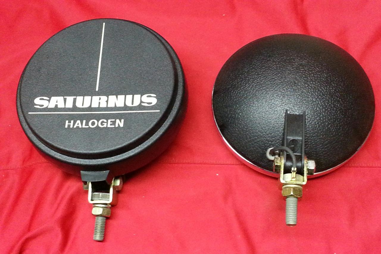FIAT 124 125 Paire de phares ronds Saturn LesAnciennes.com