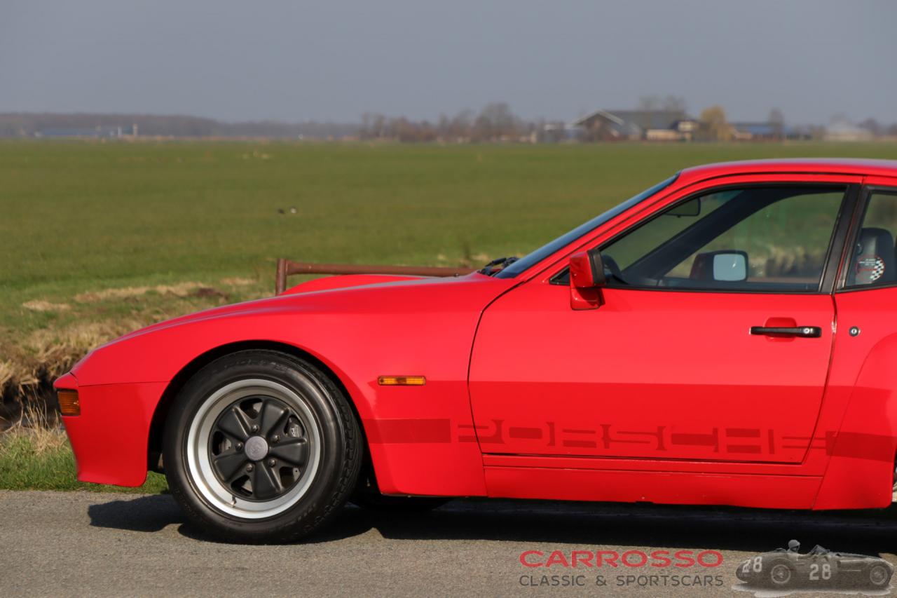 PORSCHE 924 2.0 Coupé - 1981 LesAnciennes.com