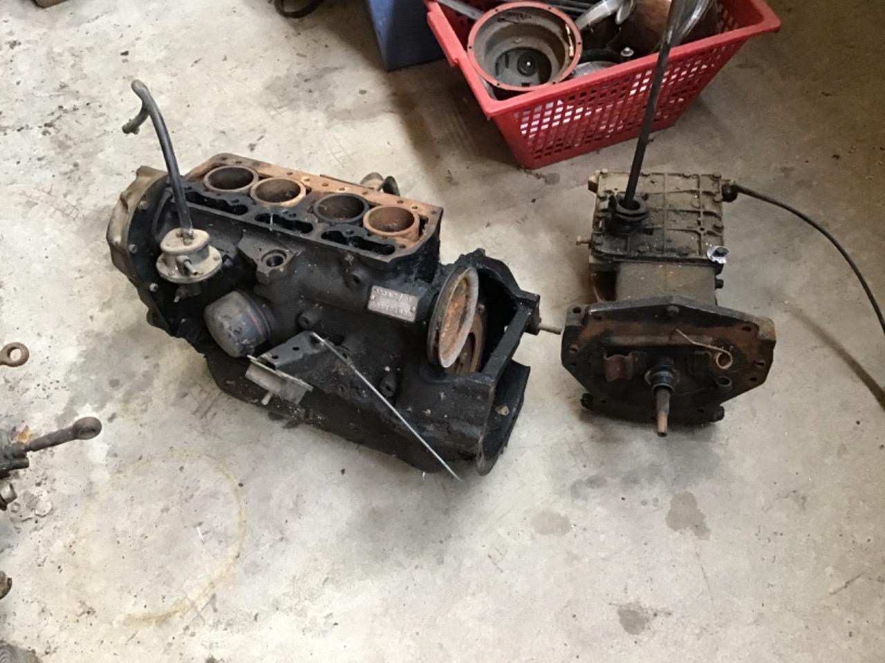 MOTEUR BOÎTE VITESSE RENAULT 4L (R4L) LesAnciennes.com