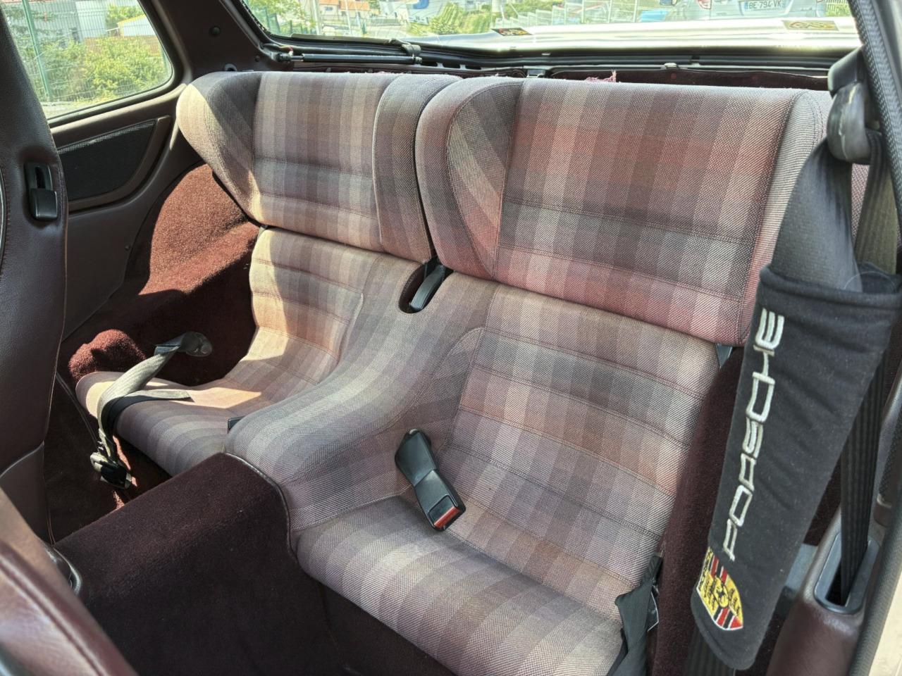 PORSCHE 944 Turbo S Cup - 1989 LesAnciennes.com