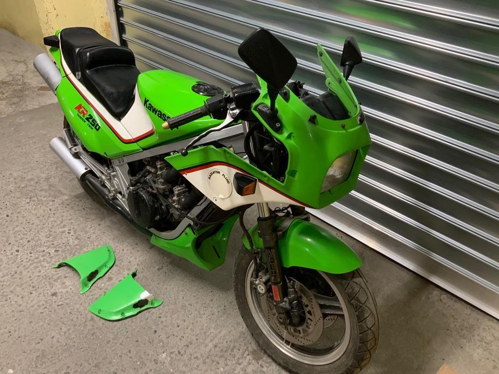 KAWASAKI KR 250 - 1984 LesAnciennes.com