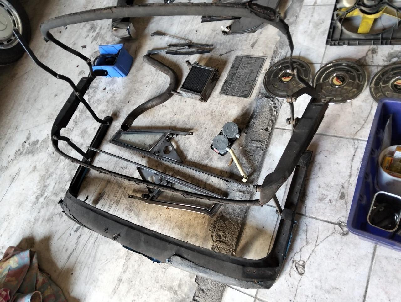 FACEL VEGA Facellia Cabrio FAD 132X - 1961 LesAnciennes.com