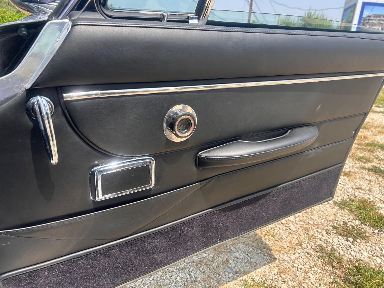 ASTON MARTIN DB6 - 1968 LesAnciennes.com