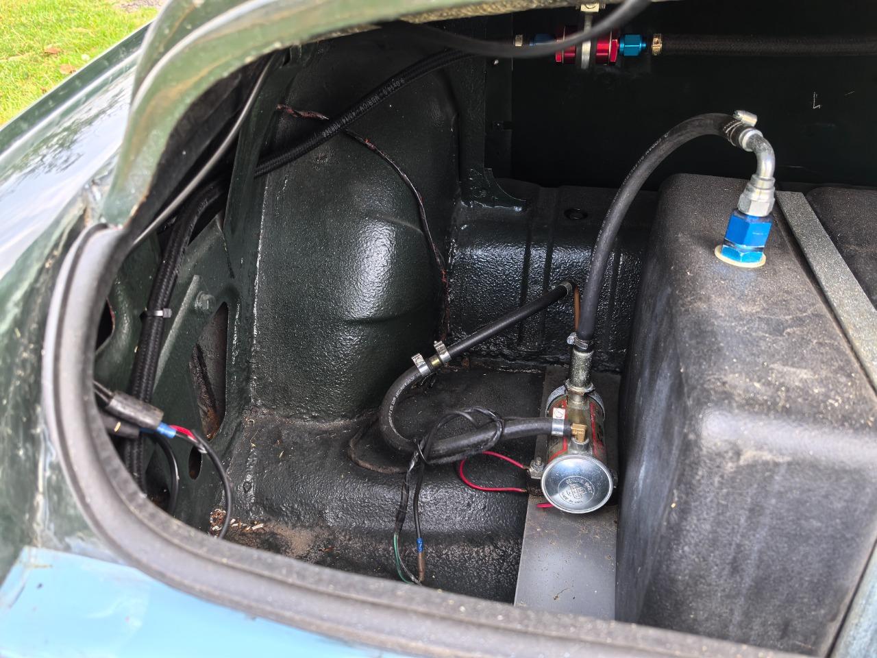 TRIUMPH Spitfire LE MANS TRIBUTE - 1964 LesAnciennes.com