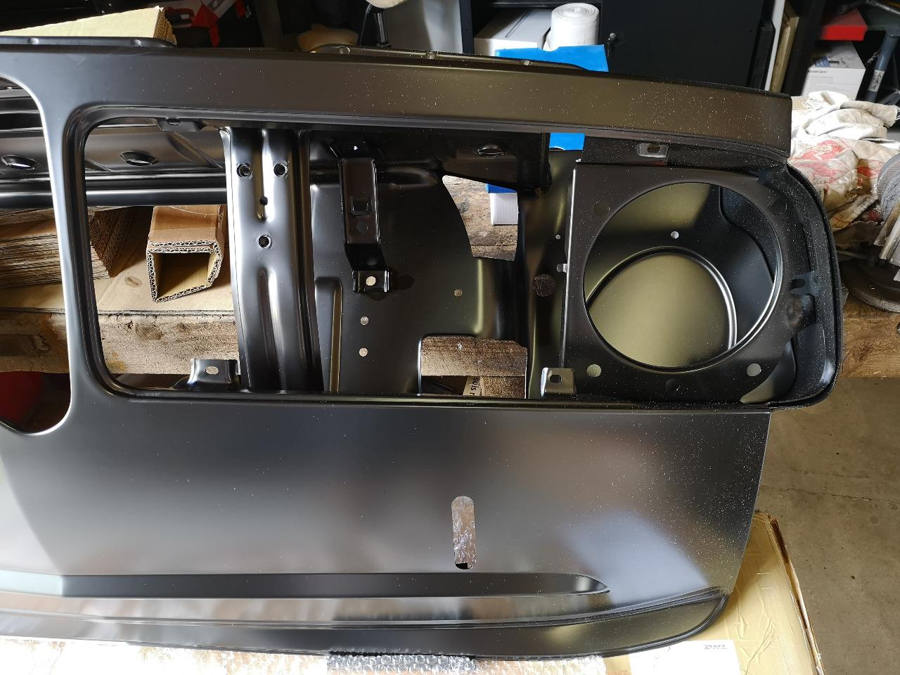 Face avant pour BMW 1600-2002ti coach-cab-touring LesAnciennes.com