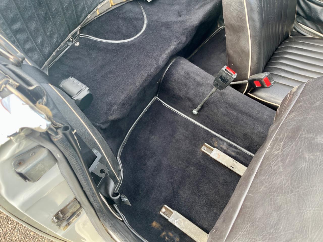 TRIUMPH TR4 OVERDRIVE - 1963 LesAnciennes.com
