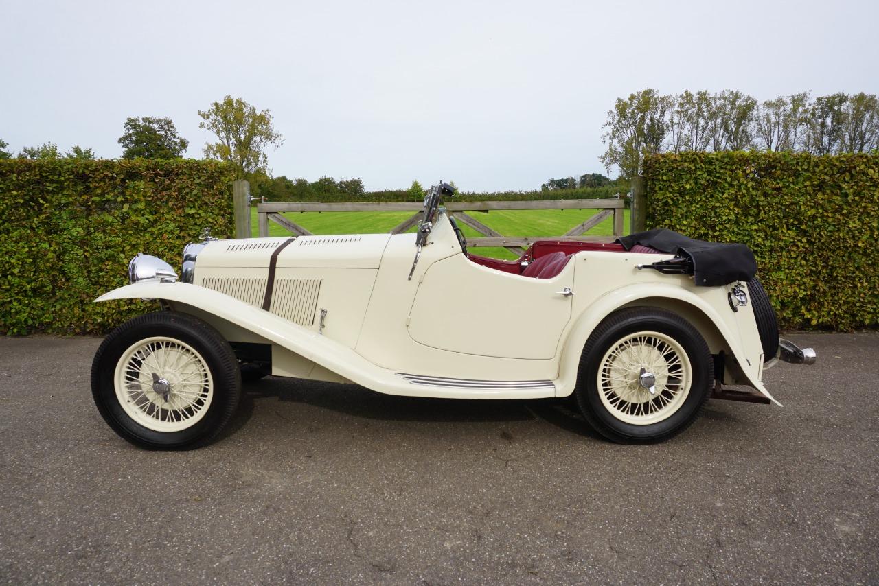 WOLSELEY Hornet 'Daytona' - 1935 LesAnciennes.com