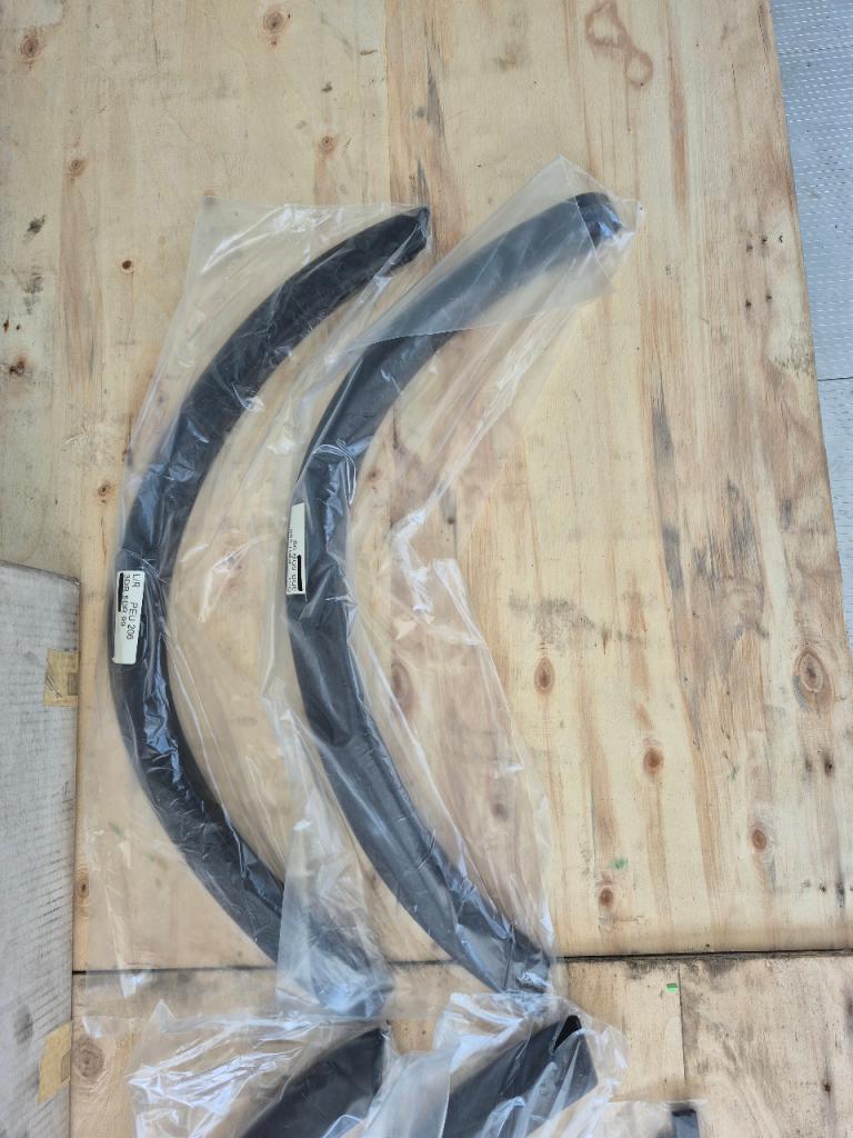Kit Elargisseur d'ailes PEUGEOT 206 LesAnciennes.com